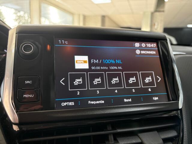 Peugeot 208 1.2 Allure 5 Deurs Navigatie PDC Camera Apple Android