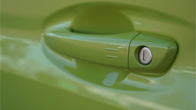 Peugeot 208 Hybrid 136 e-DCS6 GT rijklaar incl garantie