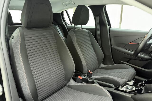 Peugeot 208 1.2 PureTech 100pk Automaat Active | Navigatie | Trekhaak | Climate control | Cruise control | DAB | LED Koplampen