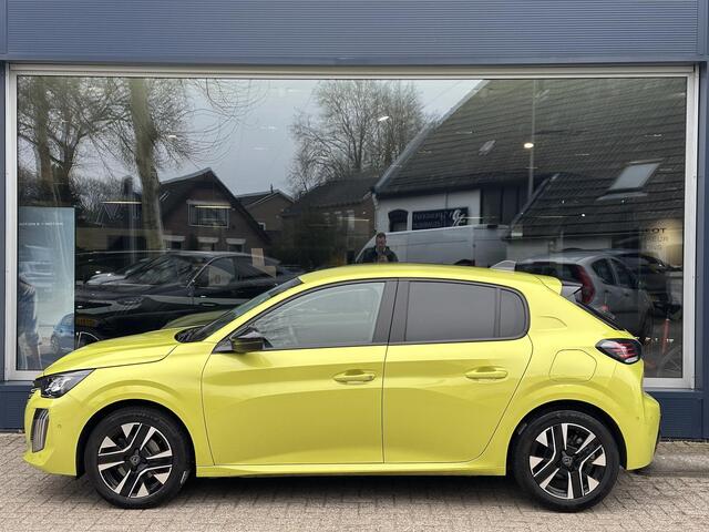 Peugeot 208 1.2 Turbo 100 PK Allure | Facelift Type | Trekhaak 1200 KG | Keyless Entry | Navigatie via Telefoon | 360 Graden Camera | Adaptieve Cruise Control | LED Verlichting | Stoelverwarming | Climate Control | Dode Hoek Detectie | Voor + Achter Parkeersensoren |