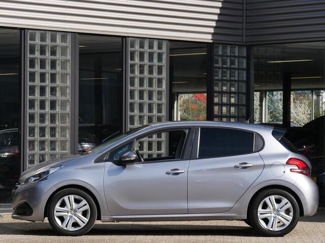 Peugeot 208 1.2 110PK SIGNATURE/ PACK CONNECT/ CARPLAY & ANDROID/ PDC ACHTER