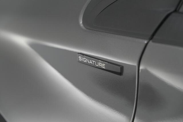 Peugeot 208 PureTech 82 Signature | Apple Carplay | Parkeersensoren | Navigatie | Airco