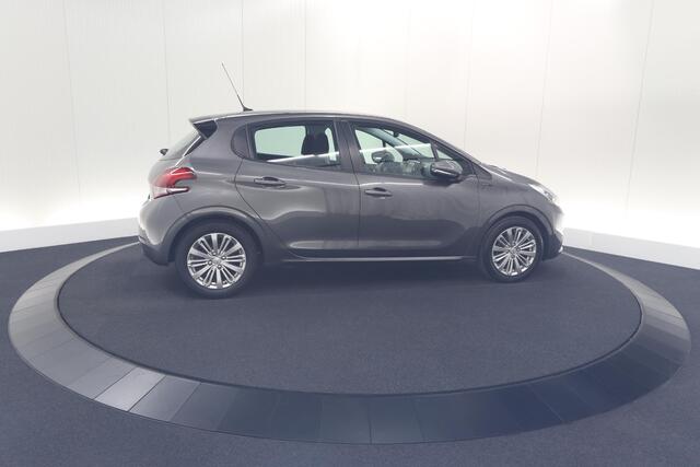 Peugeot 208 PureTech 82 Signature | Apple Carplay | Parkeersensoren | Navigatie | Airco