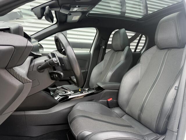 Peugeot 208 1.2 PureTech GT-Line 1e Eigenaar|Pano|Navi|Clima|Cruise|Camera|Trekhaak|Carplay|PDV V+A|Nieuwe APK bij aflevering