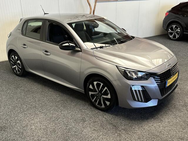 Peugeot 208 1.2 STYLE 100PK MODEL 2025 NAVIGATIE CRUISE CONTROL APPLE CARPLAY/ANDROID AIRCO BLUETOOTH TELEFOON RIJSTROOKSENSOREN PDC ZEER MOOI !! 3010