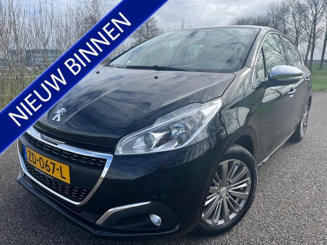 Peugeot 208 1.2 PureTech Blue Lease Allure