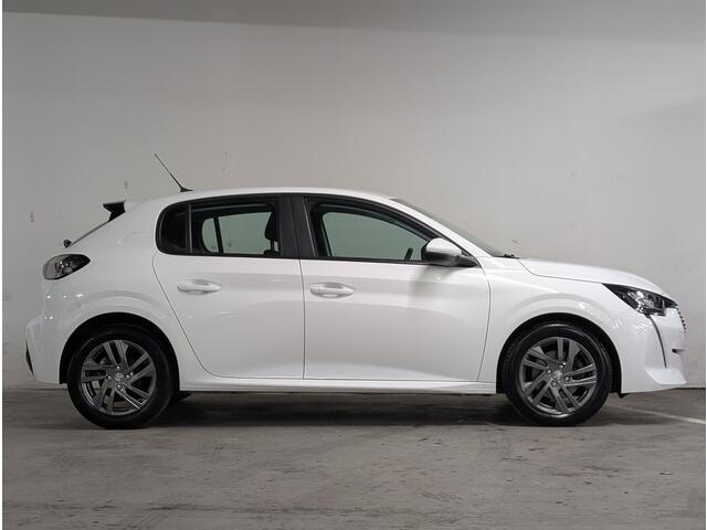 Peugeot 208 Active Pack 1.2 Turbo 100pk | NAVI | PARKEERHULP | LM-VELGEN 16" | APPLE CARPLAY / ANDROID AUTO | DAB+ |