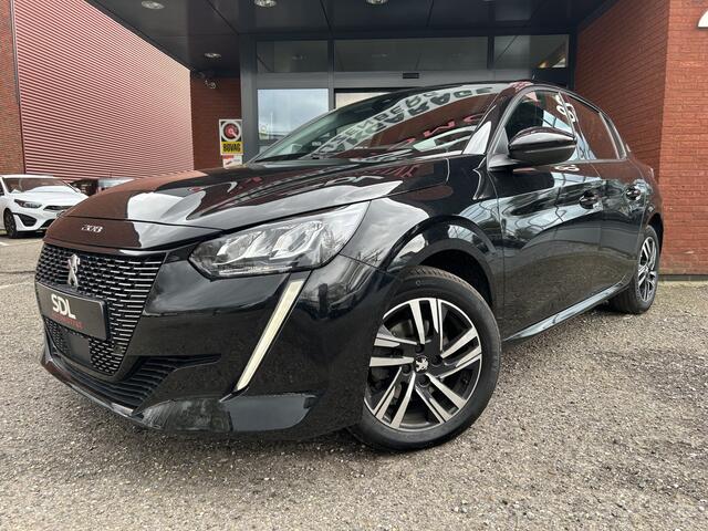 Peugeot 208 1.2 PureTech Allure Pack // LED // APPLE CARPLAY / ANDROID AUTO // CAMERA // PDC