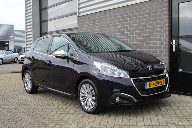 Peugeot 208 1.2 PureTech Allure / Camera / Navigatie / Automaat