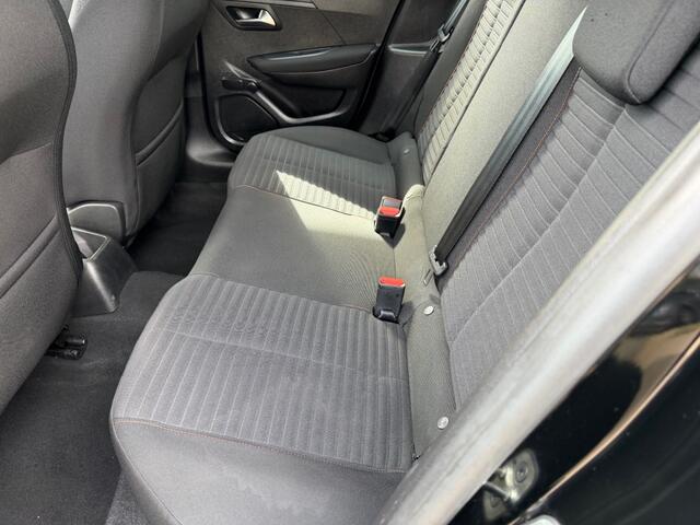 Peugeot 208 1.2 PT ACTIVE NAVI AIRCO CRUISE CONTROL_