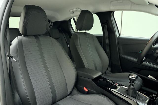 Peugeot 208 1.2 PureTech Allure Pack | 100 PK | Navigatie | Parkeer Camera Achter | Start/Stopknop | DAB+ | Parkeer Sensoren Achter | Climate Control |