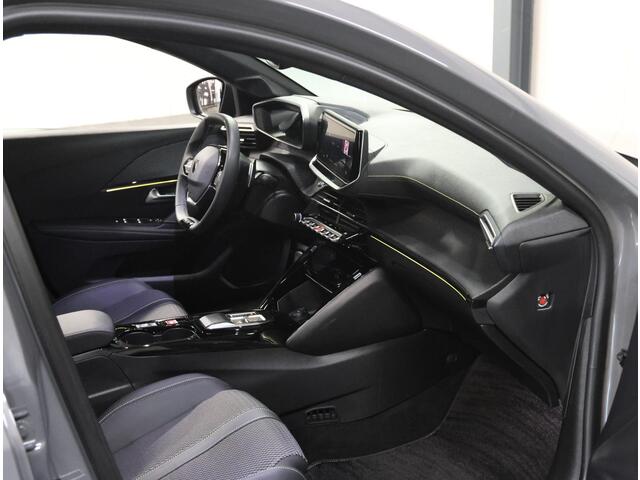 Peugeot 208 1.2 Hybrid 145PK e-DCS6 GT | 1ste eigenaar | AppleCarplay/Android Auto | 17"LMV | 360'Camera | AUTOMAAT | Keyless | Adaptive Cruise Control | Climate Control | FULL LED | Sfeerverlichting | Isofix | Privacy Glass |