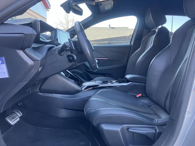 Peugeot 208 1.2 PureTech GT | Trekhaak | Camera | LED | Leder
