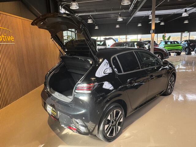 Peugeot 208 Hybrid 145pk e-DCS6 Allure Navigatie LMV Black Edtion Cruise Control Apple Care play