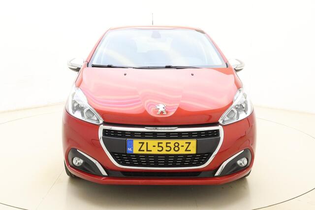 Peugeot 208 1.2 Turbo Allure 82 Pk | Trekhaak | Navigatie | Camera Achter | Cruise Control | Climate Control | LM-Velgen