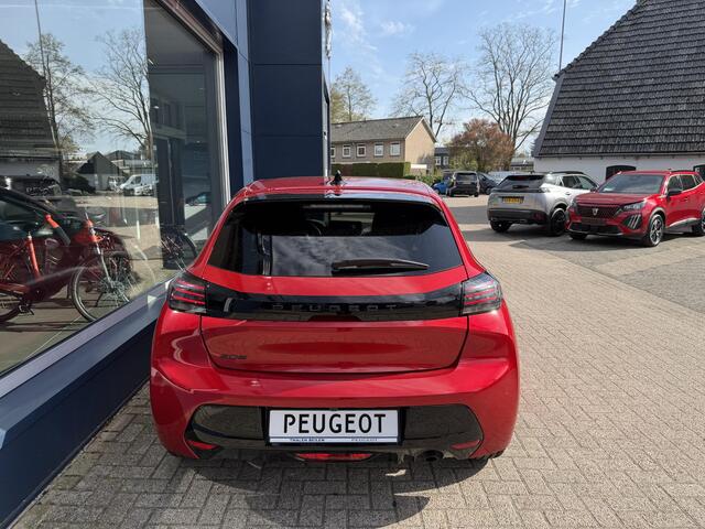 Peugeot 208 1.2 Turbo 100 PK Allure | Bouwjaar 2025 | Navigatie | 360 Graden Camera | LED Verlichting | Climate Control | Dode Hoek Detectie | Voor + Achter Parkeersensoren | 16" Lichtmetalen Velgen |