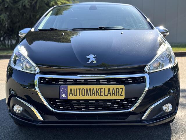 Peugeot 208 1.2 Puretech Allure NAVI PANO SFEER CARPLAY