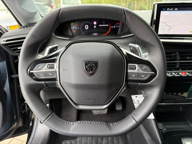 Peugeot 208 1.2 HYBRID 110 e-DCS6 CarPlay, Virtual, LED, *181km*