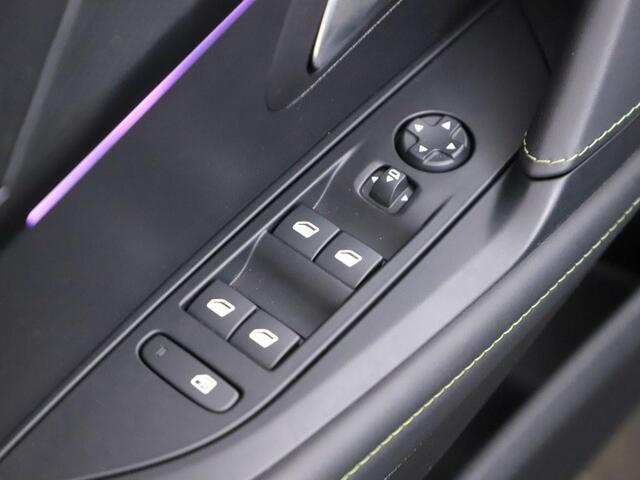 Peugeot 208 1.2 Hybrid 145pk Automaat GT Nav/Camera360/3d/Led/ H.Leder/Blindspot/Keyless/Ad.Cruise/CarPlay