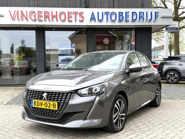Peugeot 208 100 Pk Benzine Luxe Allure * Navigatie * Climate & Cruise Control * L.M. Velgen * Keyless Start * 1/2 Lederen Interieur * DAB Radio * Parkeersensoren * Vingerhoets; Vierde Generatie Eersteklas Service. Al meer dan 100 jaar een begrip in de Brabantse Kempe