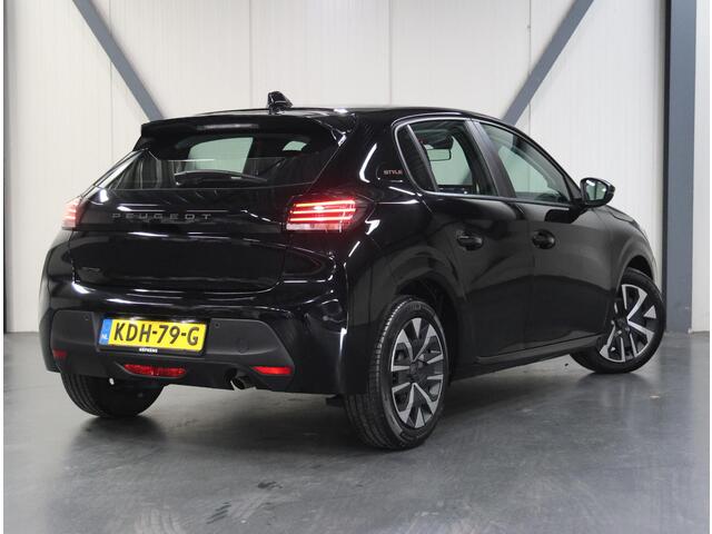 Peugeot 208 1.2 100PK Style | 1ste eigenaar | AppleCarplay/AndroidAuto | Airco | Navigatie | Lederen Stuurwiel | DAB Radio | Cruise Control | LED | Isofix | Bluetooth | Parkeersensoren |