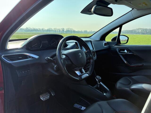 Peugeot 208 1.2 PURETECH GT-LINE / AUTOMAAT / PANO