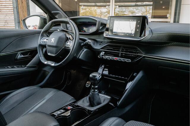 Peugeot 208 1.2 PureTech 100pk GT Sportstoelen/ Camera/ DAB+/ Carplay/ Climate control/ Cruise control