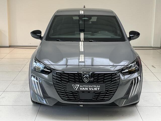 Peugeot 208 1.2 Hybrid 110 e-DCS6 GT Vision en navigation pack, Drive assist plus pack, Gris Selenium metaallak.