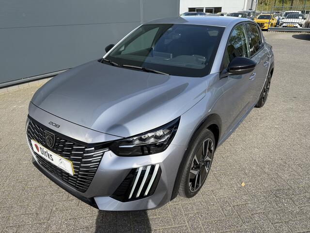 Peugeot 208 100pk GT (Camera - Keyless Entry - Parkeersensoren V+A - LED - Navigatie - Automatische Airco - Draadloos laden - Apple Carplay - 3D Cockpit)