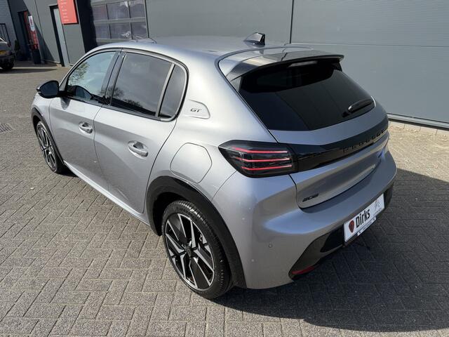 Peugeot 208 100pk GT (Camera - Keyless Entry - Parkeersensoren V+A - LED - Navigatie - Automatische Airco - Draadloos laden - Apple Carplay - 3D Cockpit)
