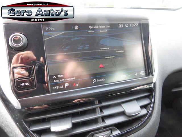Peugeot 208 1.2 PureTech Active 5 drs nl-auto ,airco cruise control navigatie dab + etc