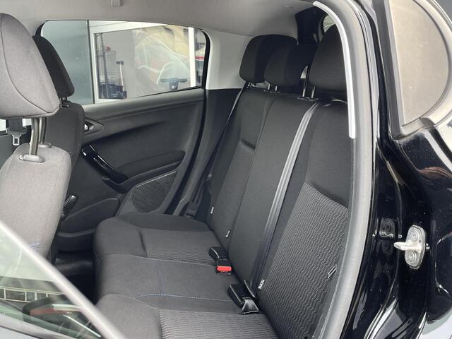 Peugeot 208 1.2 PureTech Signature - Navigatie - Parkeersensoren - Apple Carplay/Android Auto