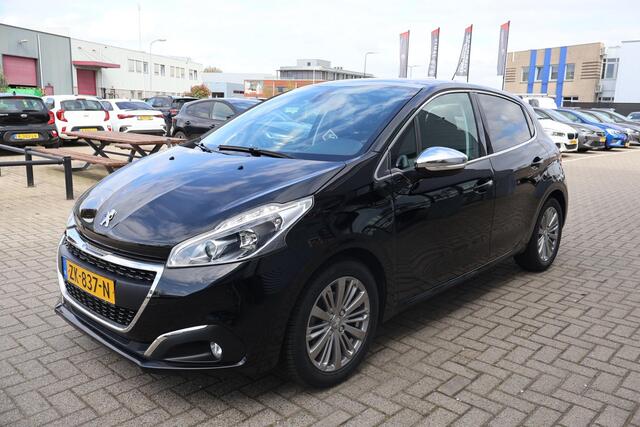 Peugeot 208 1.2 Blue Lease Allure 2e Eigenaar | Volledig Onderh | NAP | BTW | Pano | Navi | Carplay | Climate | LED | Cruise | DAB | Start/Stop | Hill-Hold | PDC