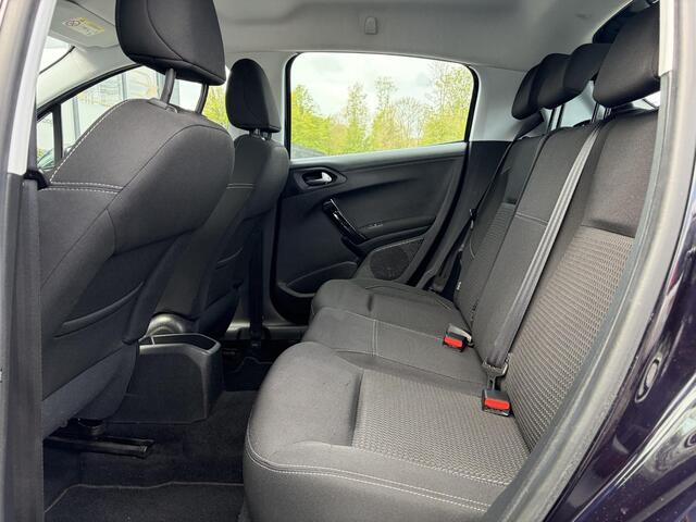 Peugeot 208 1.2 PureTech Allure 1e Eigenaar,Navi,Clima,Cruise,Pdc,Dealer Onderhouden,Carplay,5 Deurs,Lm velgen,N.A.P,Recent beurt gehad,Apkt tot 01-2027