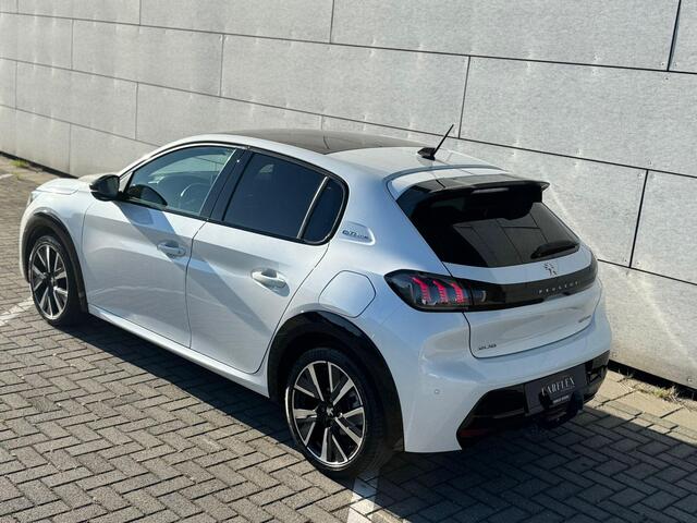 Peugeot 208 1.2 PureTech GT-Line PANO/AUTOM./CAMERA