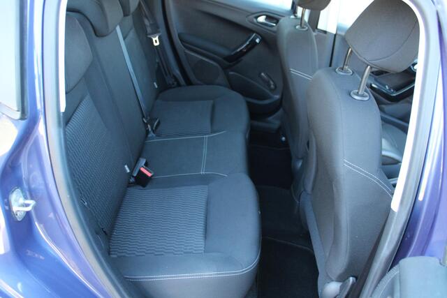 Peugeot 208 1.2 PureTech Blue Lion Airco Navi Carplay 36dkm Dealer onderhouden