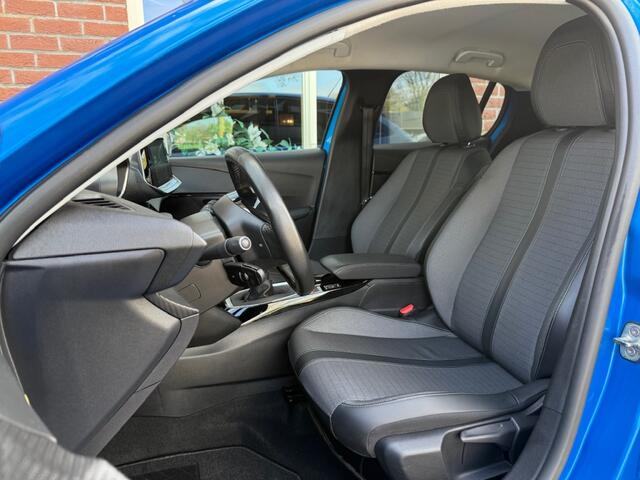 Peugeot 208 1.2 PureTech Allure CAMERA / LED / 1/2 LEER / CARPLAY / ANDROID