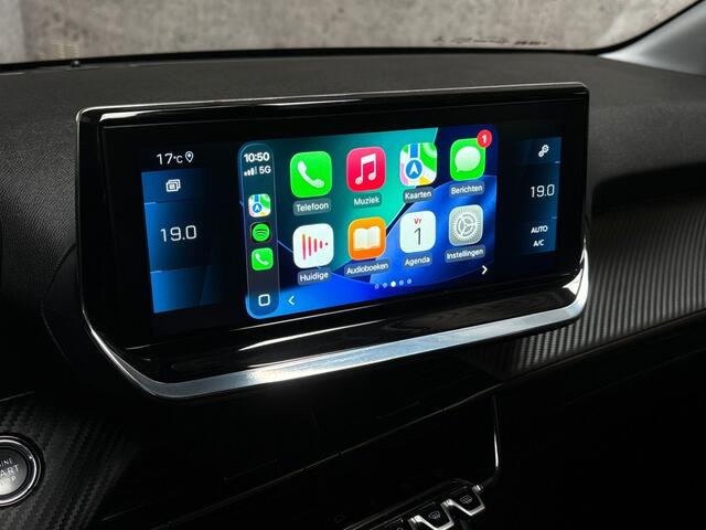 Peugeot 208 1.2 PureTech Allure Sport Automaat (VIRTUAL COCKPIT, APPLE CARPLAY, GROOT NAVI, 360 CAMERA, SPORTSTOELEN, LEDER, ADAPTIVE CRUISE, KEYLESS, NIEUWSTAAT)