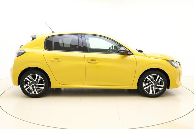 Peugeot 208 1.2 PureTech Allure Pack 100 PK | Handgeschakeld | Camera | Cruise Control | Climate Control | Navigatie | 1e eigenaar | Voorraad