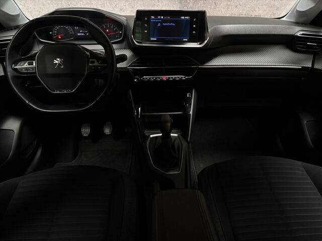 Peugeot 208 1.2 PureTech Deluxe (APPLE CARPLAY, GROOT NAVI, CRUISE, SPORTSTOELEN, LANE ASSIST, LEDER STUURWIEL, NIEUWSTAAT)