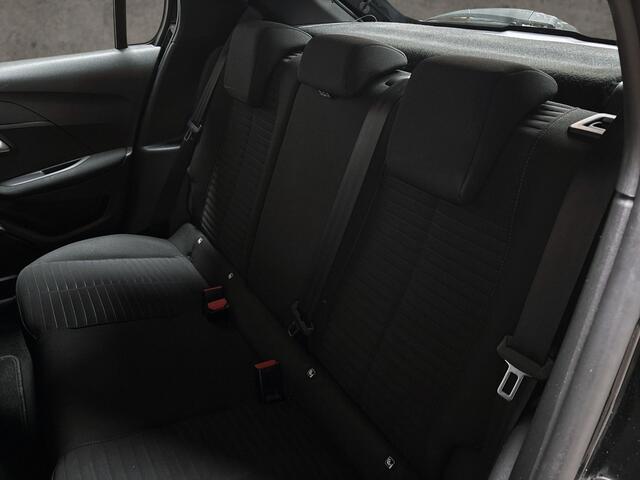 Peugeot 208 1.2 PureTech Deluxe (APPLE CARPLAY, GROOT NAVI, CRUISE, SPORTSTOELEN, LANE ASSIST, LEDER STUURWIEL, NIEUWSTAAT)