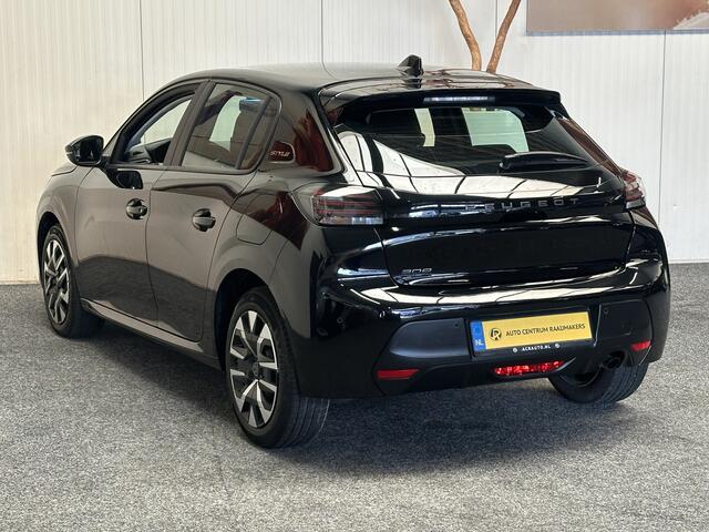 Peugeot 208 1.2 STYLE 100PK MODEL 2025 NAVIGATIE CRUISE CONTROL APPLE CARPLAY/ANDROID AIRCO BLUETOOTH TELEFOON RIJSTROOKSENSOREN PDC ZEER MOOI !!