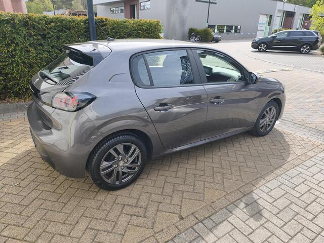 Peugeot 208 1.2 PureTech Active Pack Led Navigatie Carplay Cruise-Control Lane-Assist