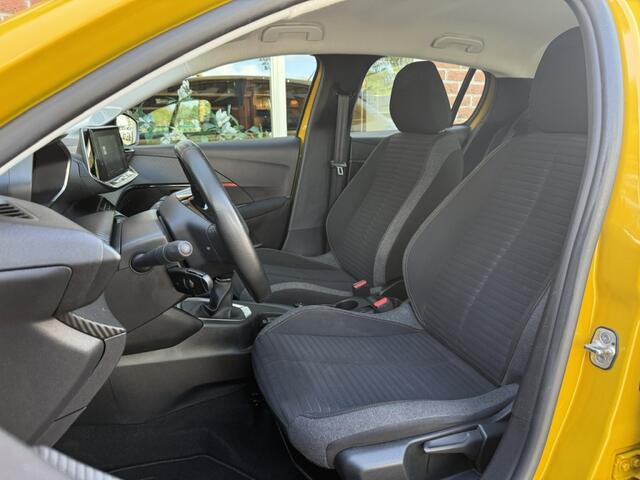Peugeot 208 1.2 PT Active Pack PDC / CLIMA / LMV / NAVI / CARPLAY / DAB+ /