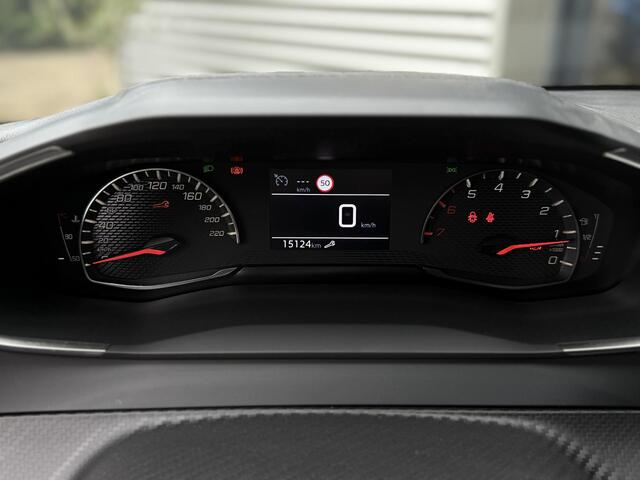 Peugeot 208 1.2 PureTech 100 Style l Navigatie l PDC l Carplay