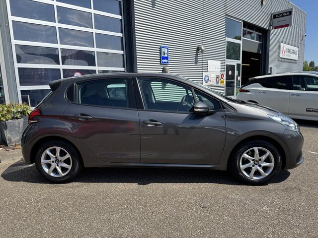 Peugeot 208 1.2 PureTech Blue Lion