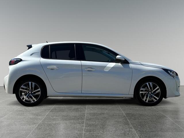 Peugeot 208 Allure Pack 1.2 Turbo 100pk | PARELMOER! | KEYLESS ENTRY | CAMERA | 3D i-COCKPIT® | NAVI | DAB+ | APPLE CARPLAY / ANDROID AUTO | ISOFIX