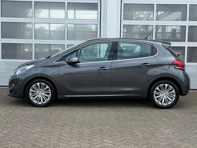 Peugeot 208 1.6 BlueHDI 101PK Executive Navi Cruise Pdc NW APK!