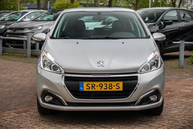Peugeot 208 1.2 PureTech Blue Lion | Handgeschakeld | Navigatie