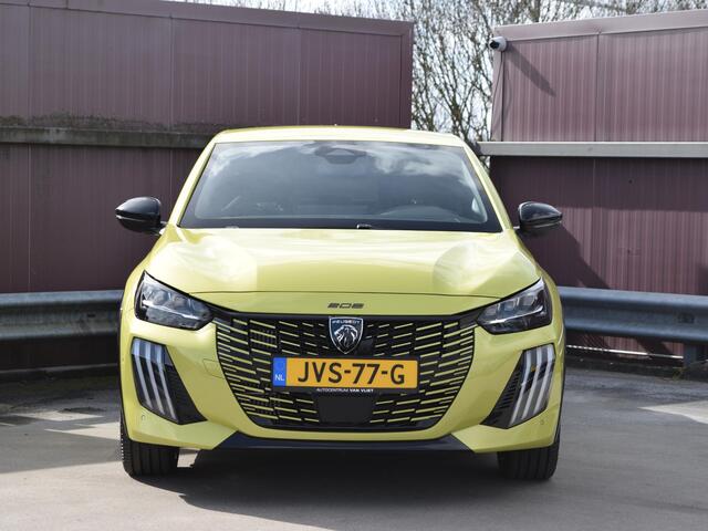 Peugeot 208 1.2 Hybrid 145 e-DCS6 GT 145 PK | ADAPTIVE CRUISE CONTROL | PARKEERSENSOREN MET CAMERA | CLIMATE CONTROL